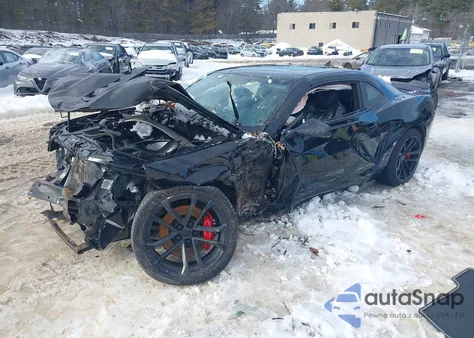 2014 Chevrolet Camaro 2Ss z USA, uszkodzony, nr VIN 2G1FT1EW9E9292984